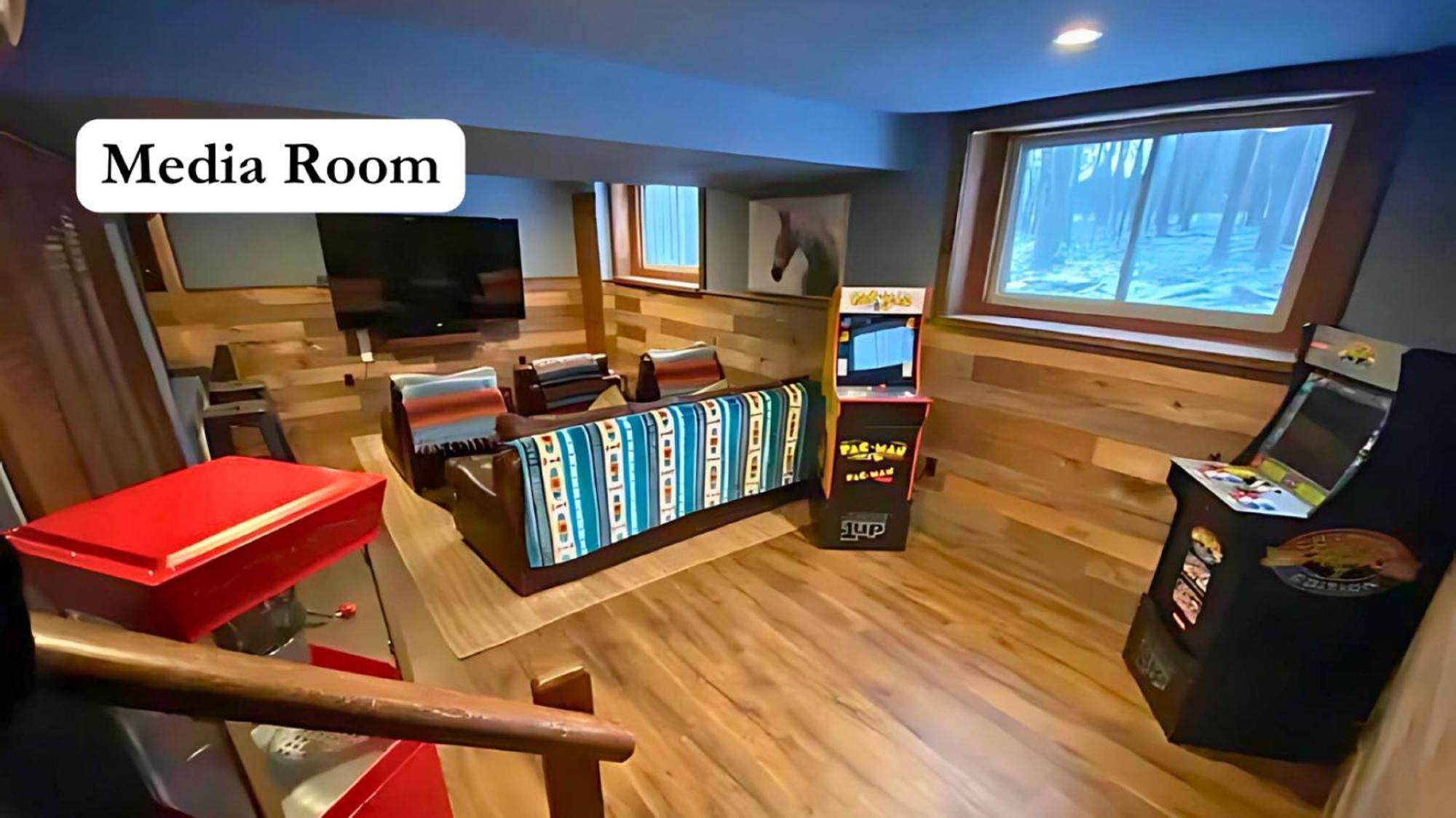 Chalet Treehousejacuzzi Sauna Pool Lake Ev Gymgame *