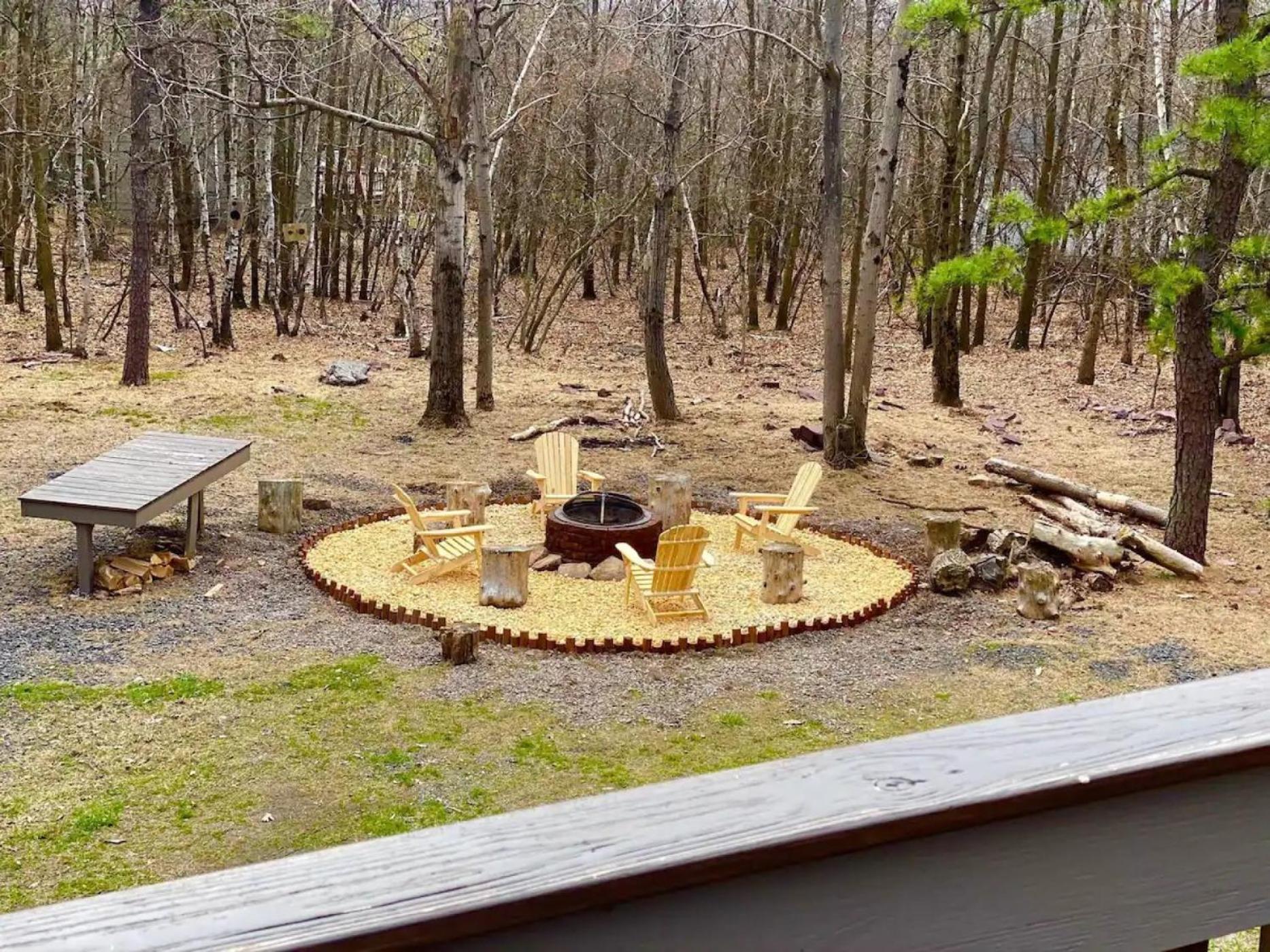 Chalet Treehousejacuzzi Sauna Pool Lake Ev Gymgame