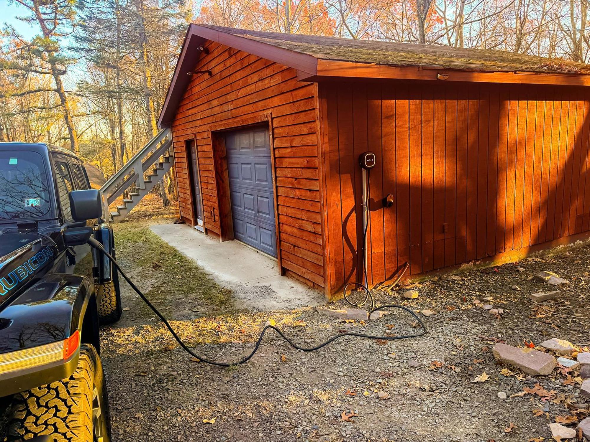 Chalet Treehousejacuzzi Sauna Pool Lake Ev Gymgame Albrightsville