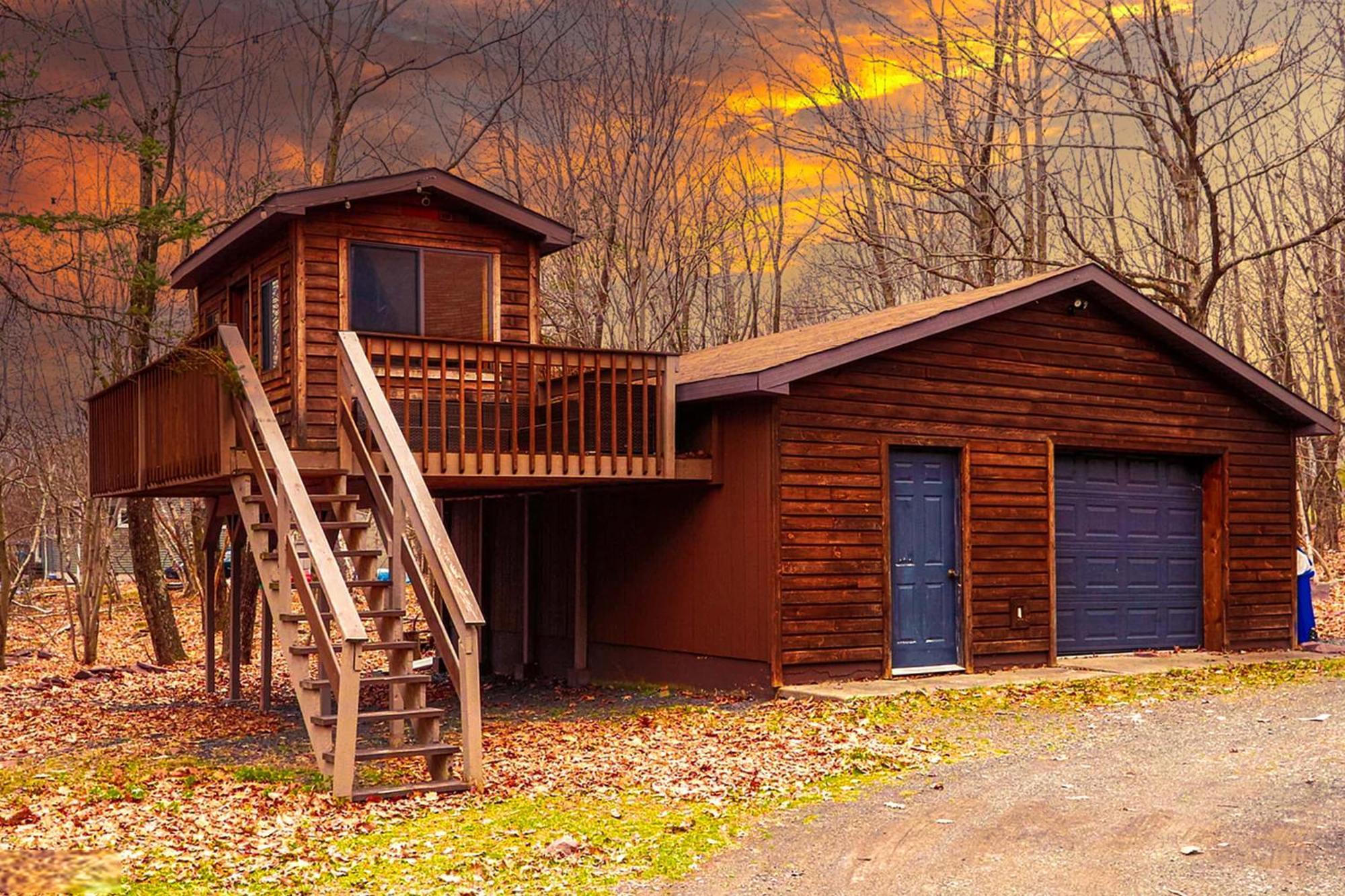 Treehousejacuzzi Sauna Pool Lake Ev Gymgame *
